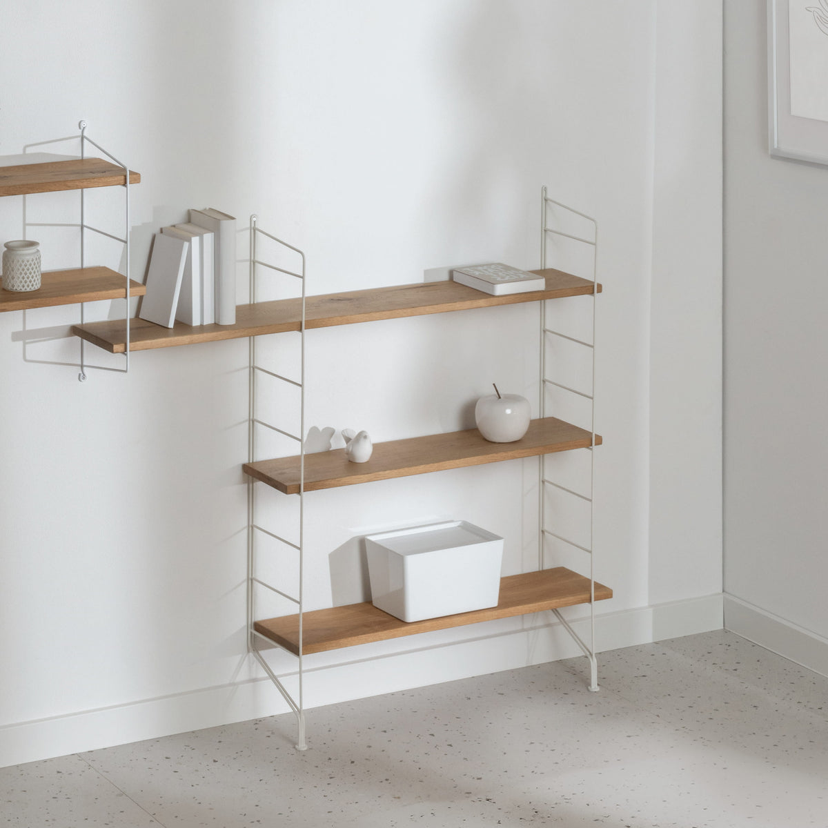 Set of 2 TEGEL shelf brackets with stand