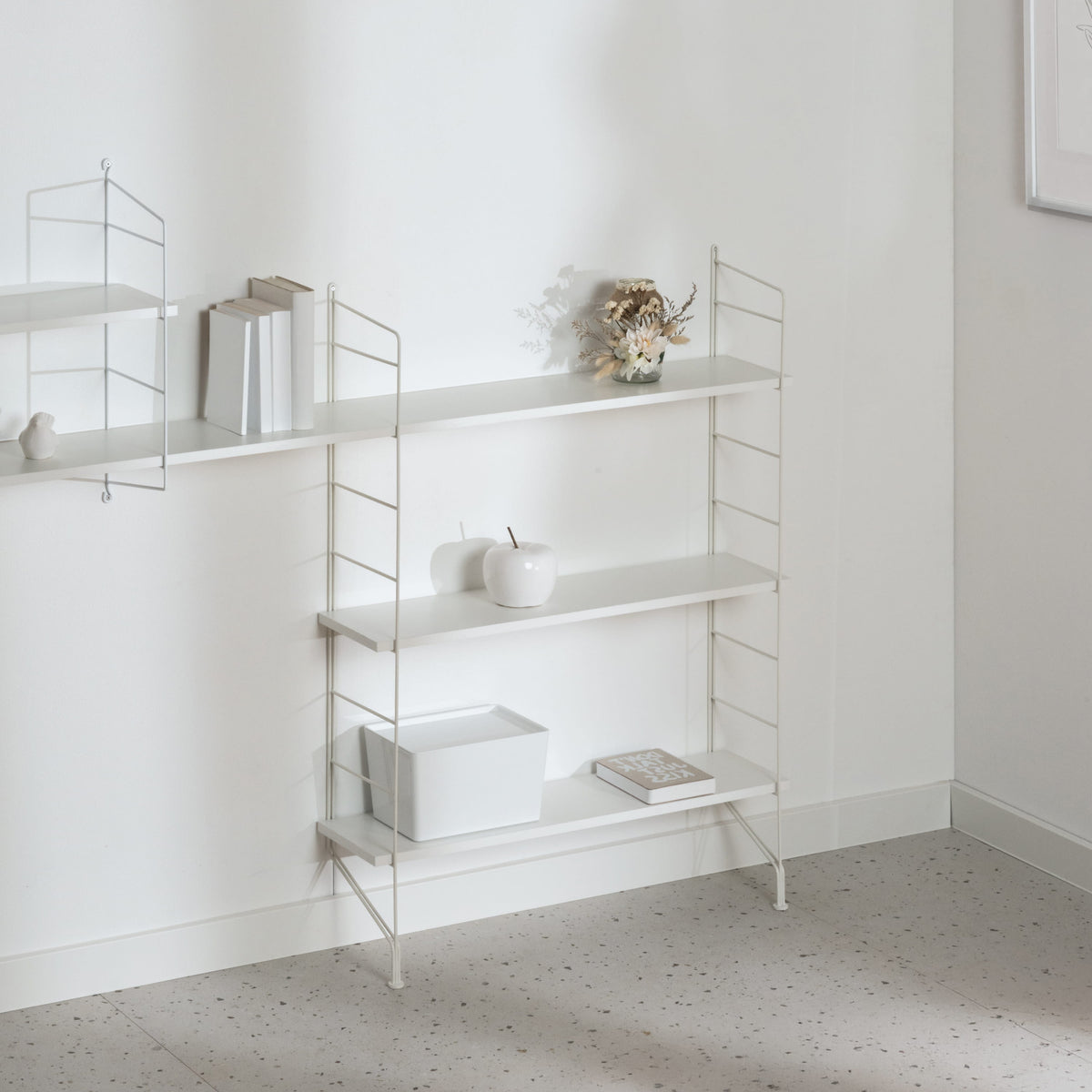 Set of 2 TEGEL shelf brackets with stand