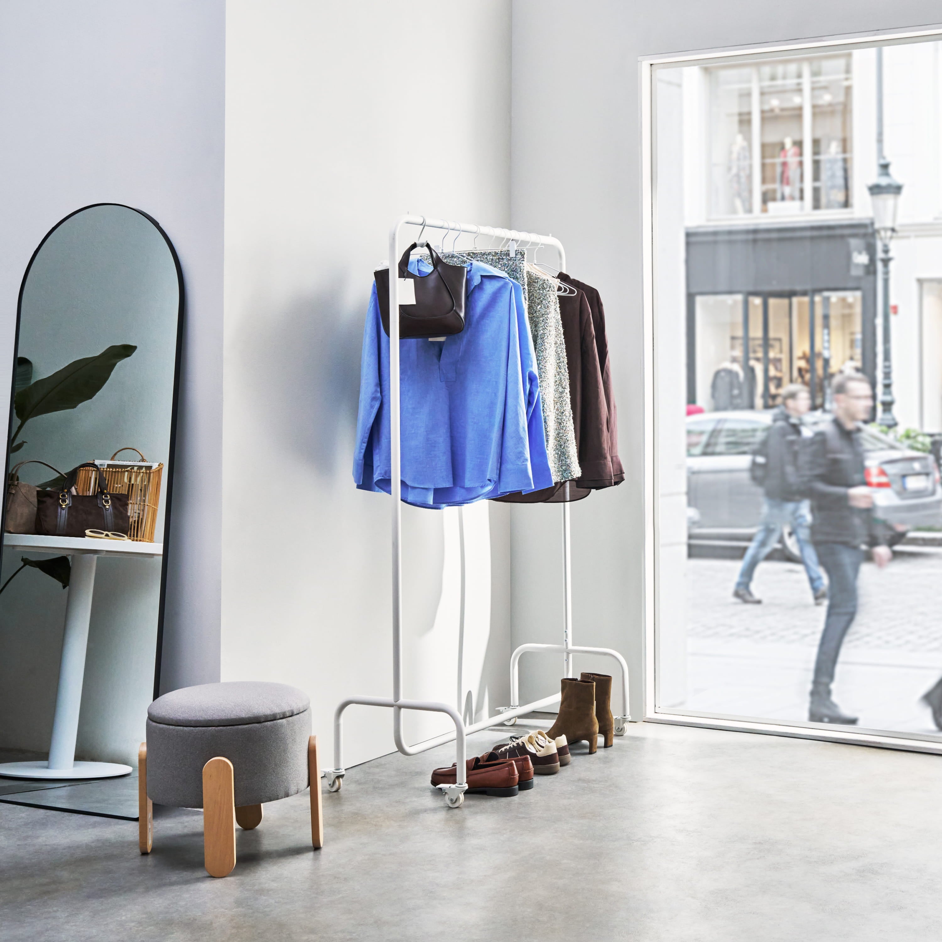 MOVE-SQUIRCLE kledingrek